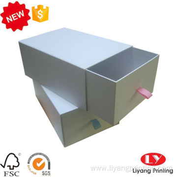 White cosmetic packaging gift drawer box